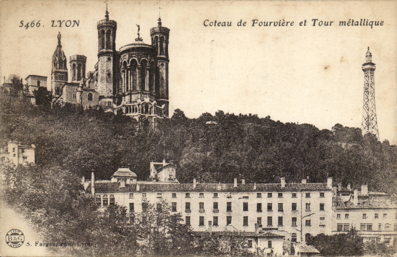 Lyon CPA Slope of Fourviere and metal Tour