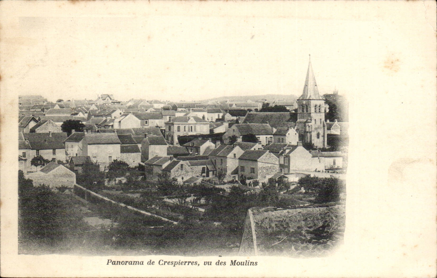 CPA Panorama of Crespierres seen of Moulins