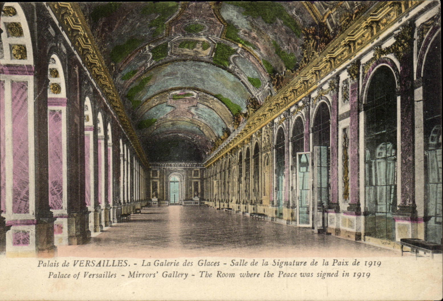 CPA Versailles Castle the gallery of the ices Room of the signature of the peace of 1919