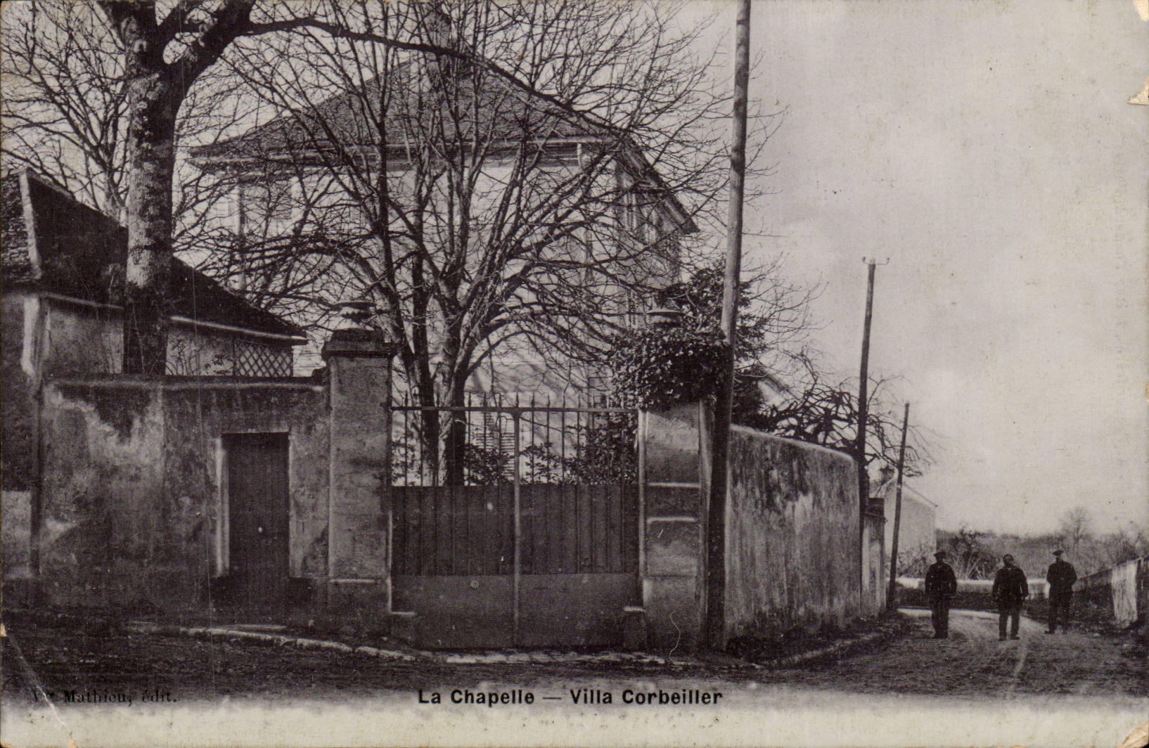 CPA La Chapelle Corbeiller Villa