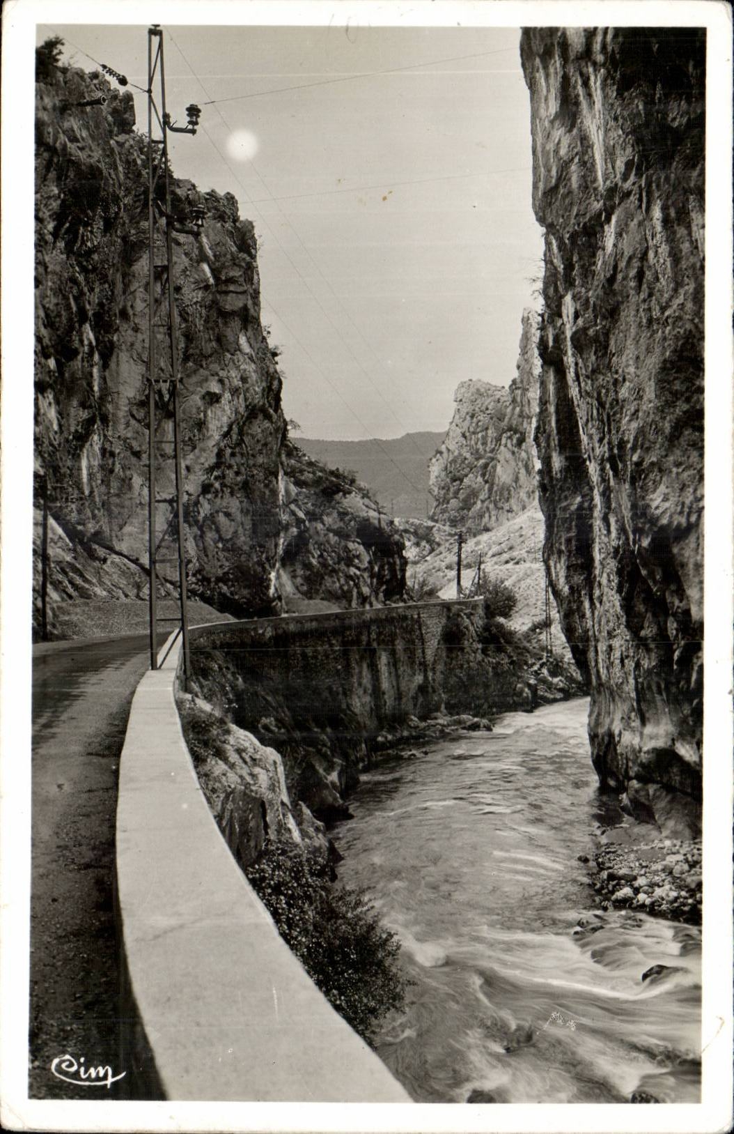 Quillan - Les Gorges de L'Aude -- CPA