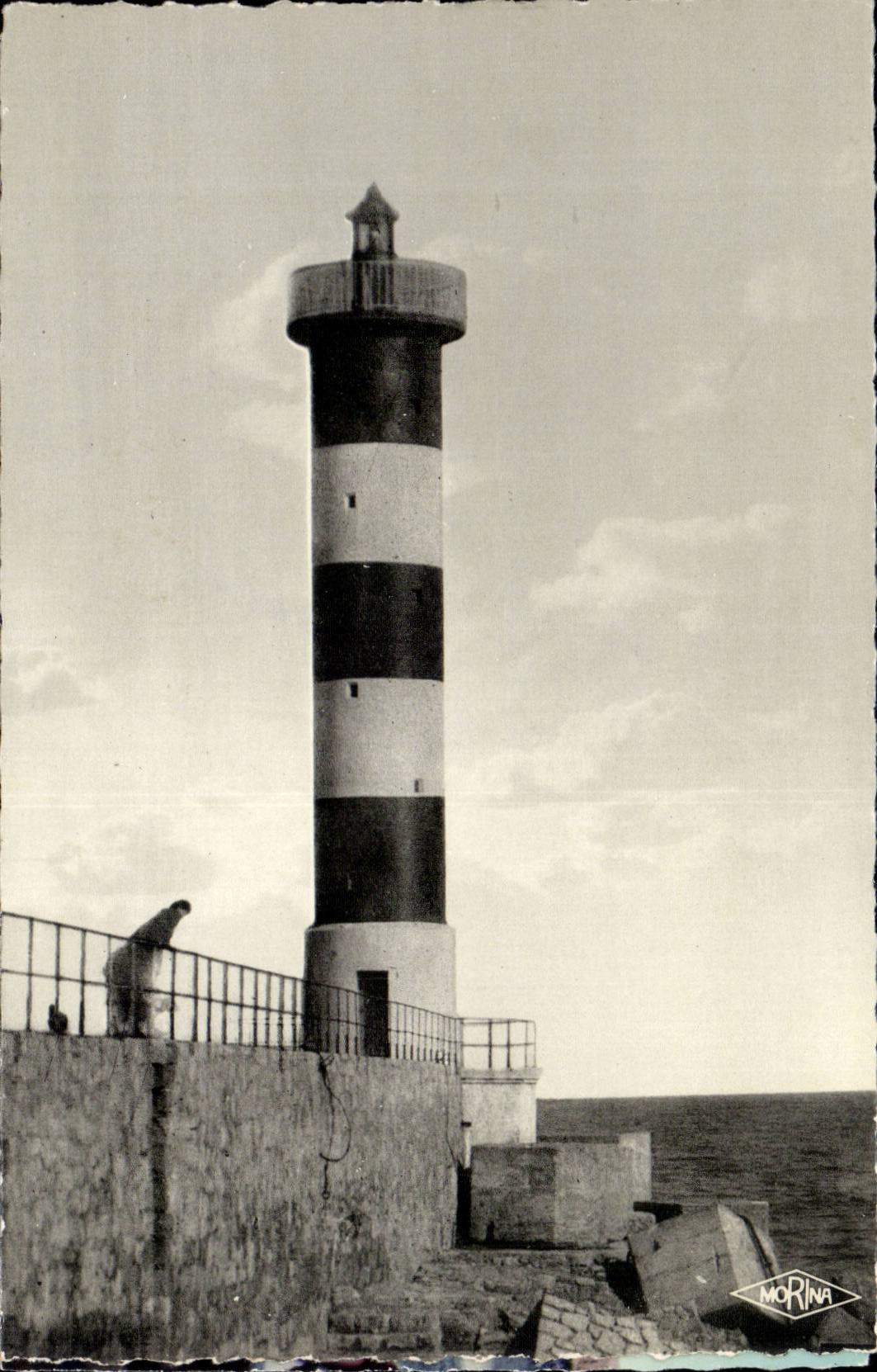 La Nouvelle CPA Le phare (lighthouse)