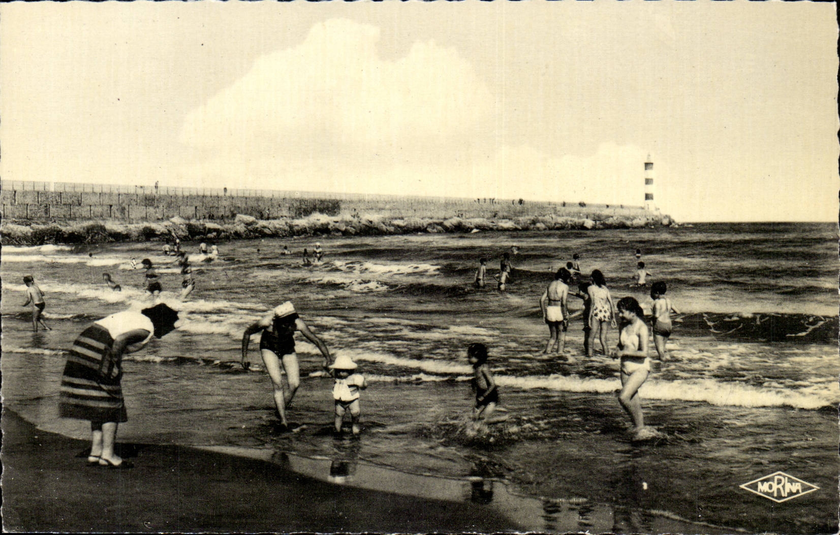 La Nouvelle CPA La plage