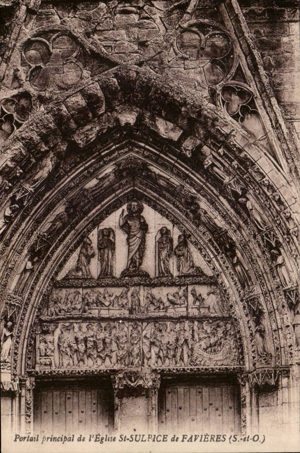 CPA Portail principal de l'eglise St Sulpice de Favieres