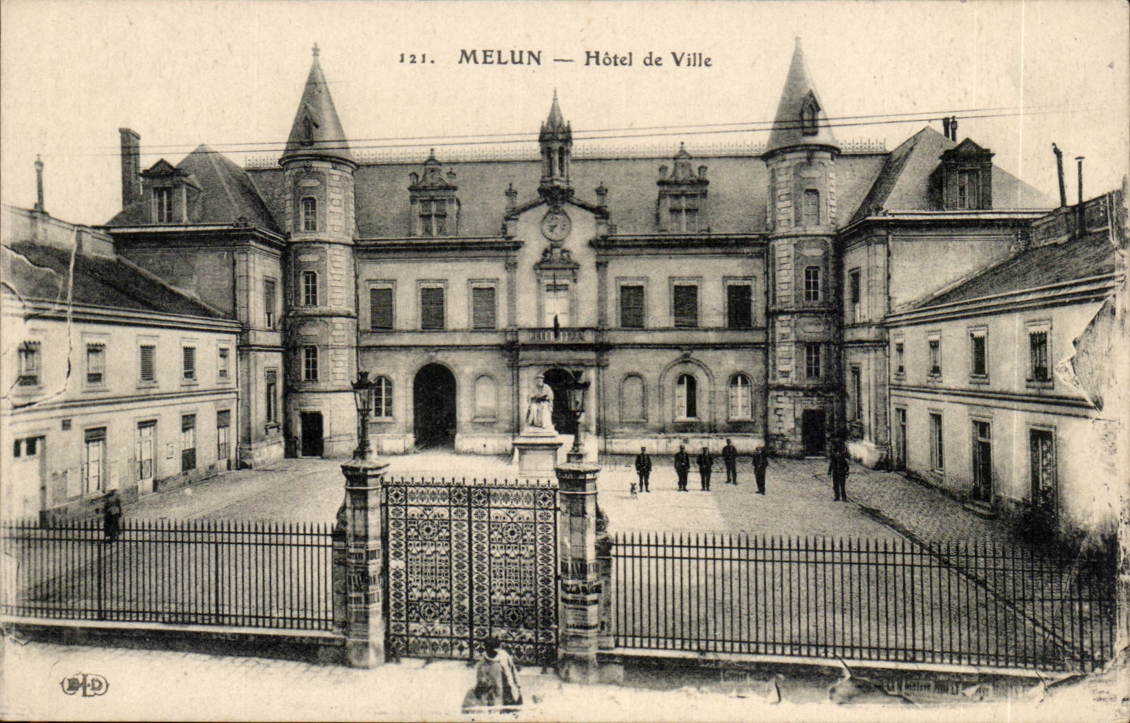 CPA Melun Rathaus