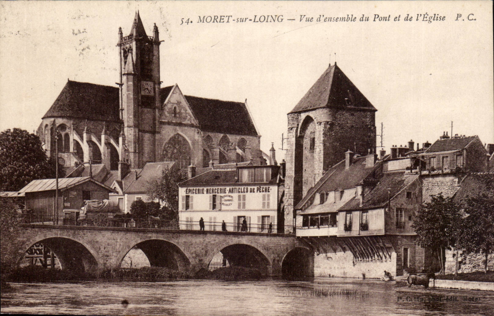 Moret sur Loing CPA Vue d'ensemble du pont de l'eglise (vignette sante BcG Tuberculose)