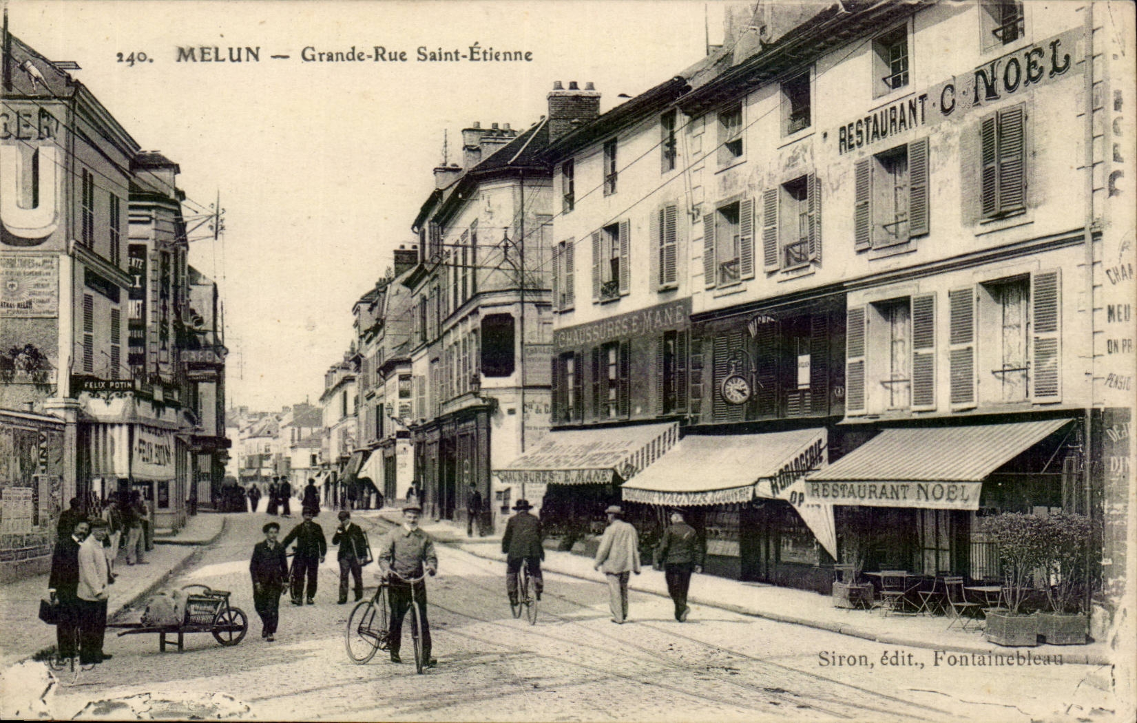 Melun CPA Hauptstrasse St Etienne (Weihnachtsfahrradradfahrer der Gaststatte-C) TOP