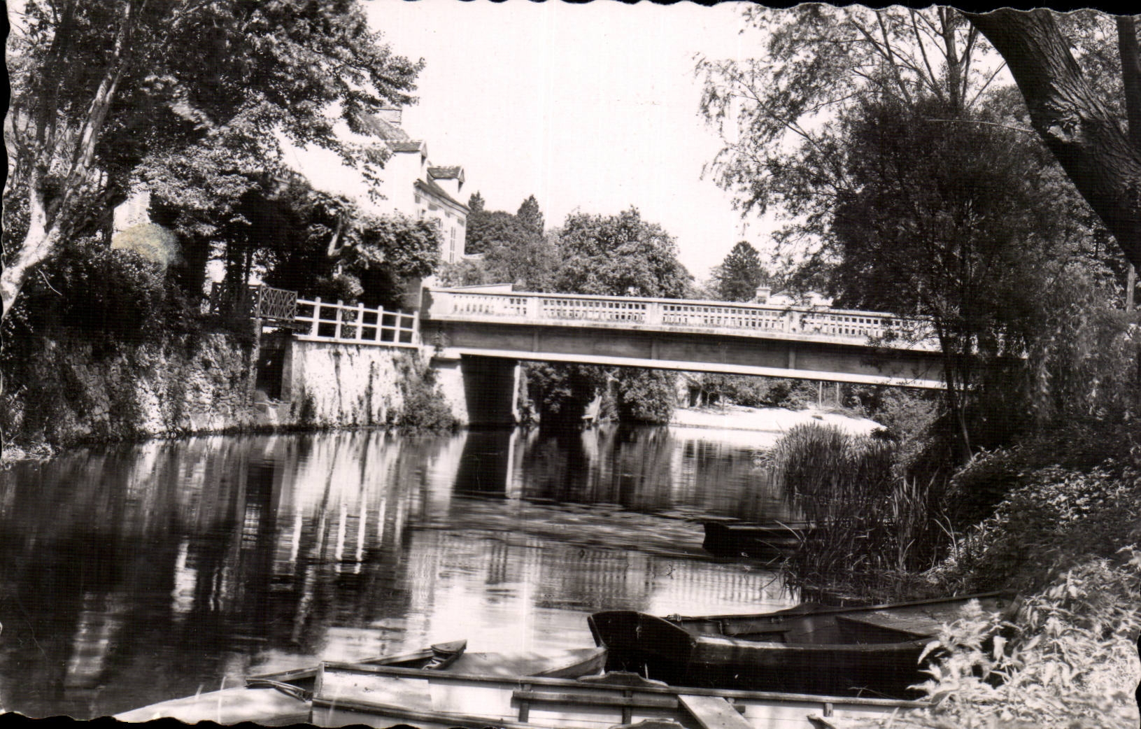 Crecy in Brie - the Bridge prejudice Gilles - CPA