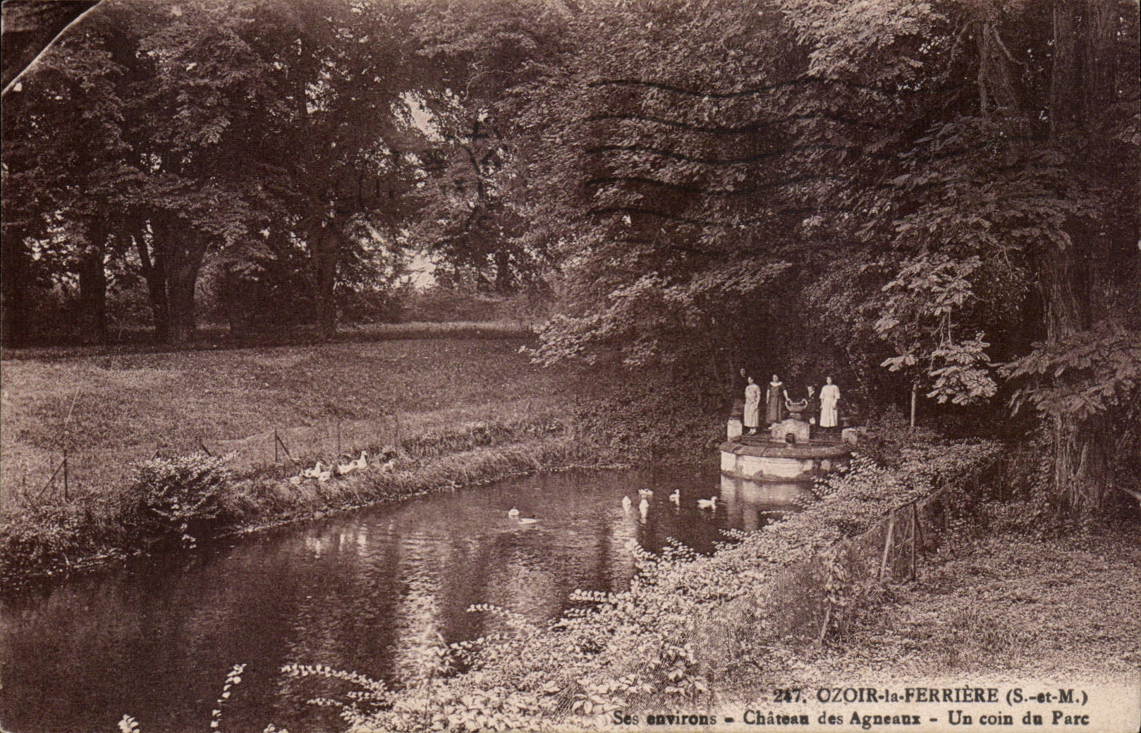 Ozoir the Tool bag - Its Surroundings Castle of the Lambs - Corner of Park - CPA