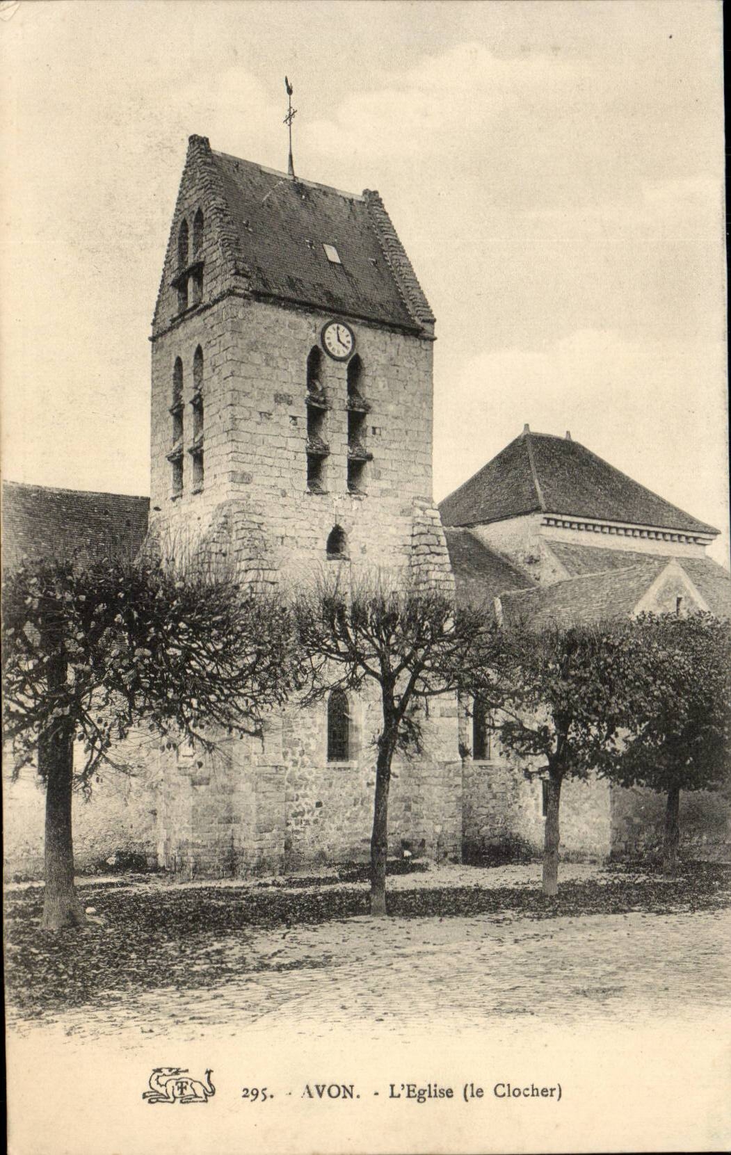 Avon - the Church - the Bell-tower - CPA