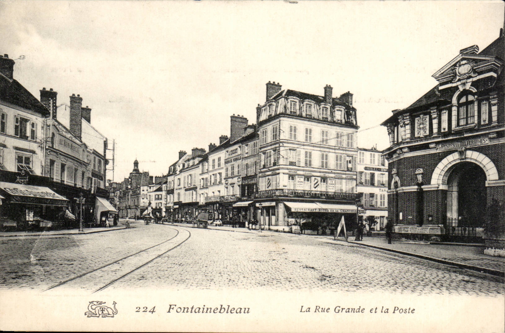 Fontaineableau CPA the Large street and the Post office