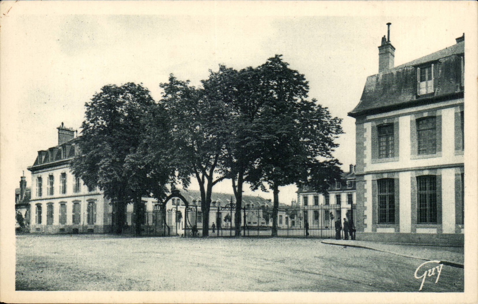 Fontainebleau CPA the school of application of the material