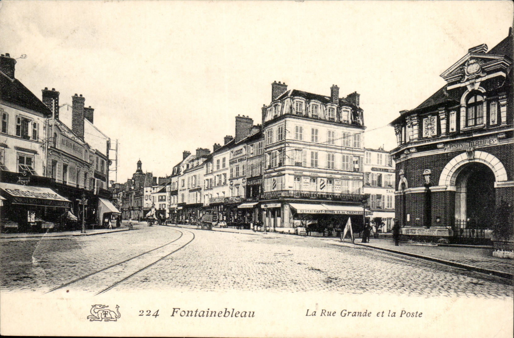 Fontainebleau CPA the large street and the Post office