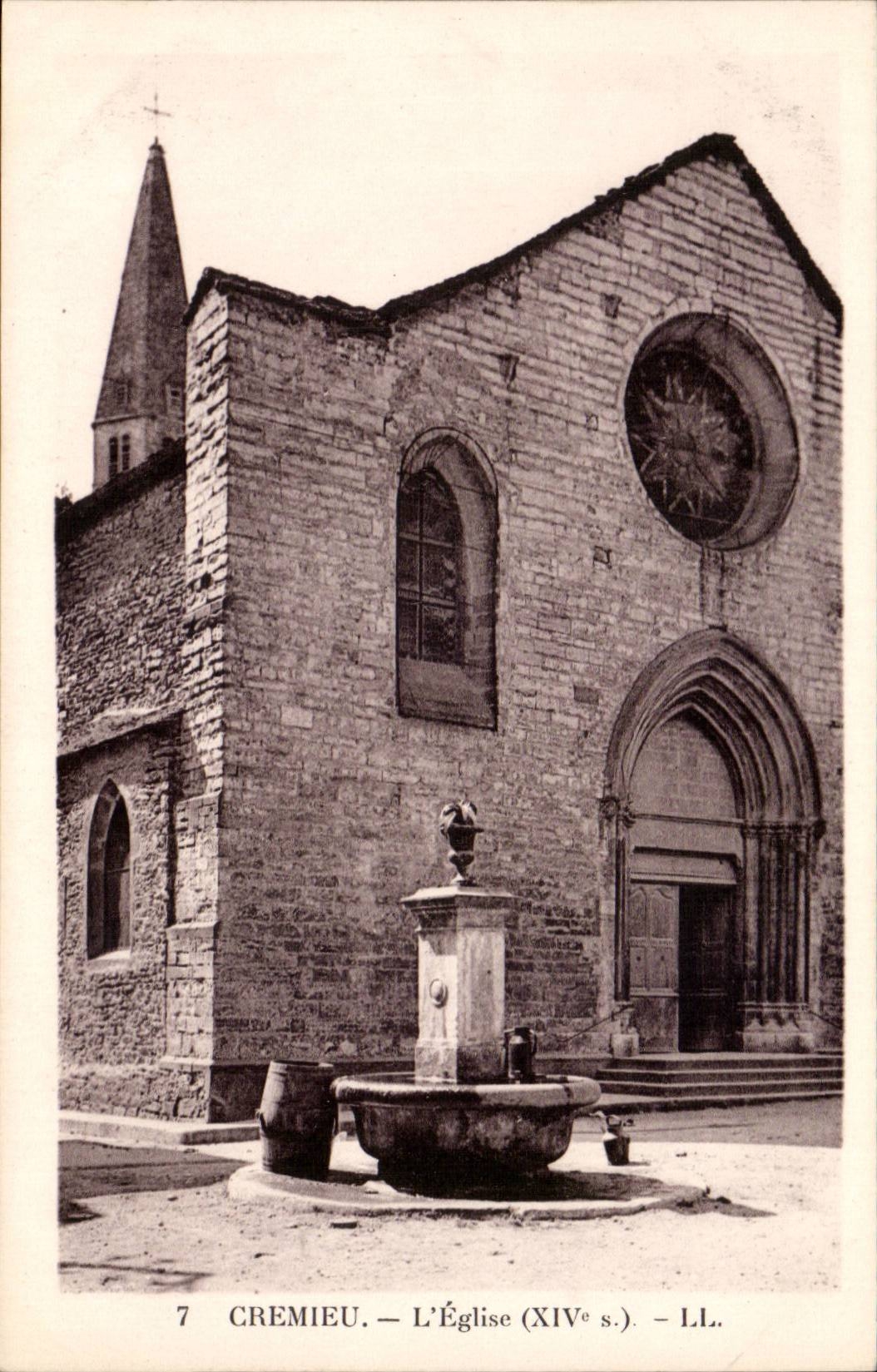 Cremieu CPA the church