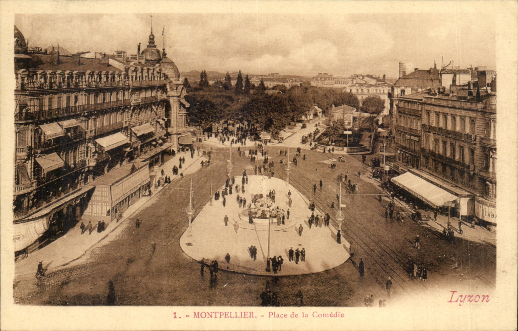 Montpellier CPA Place de la Comedie