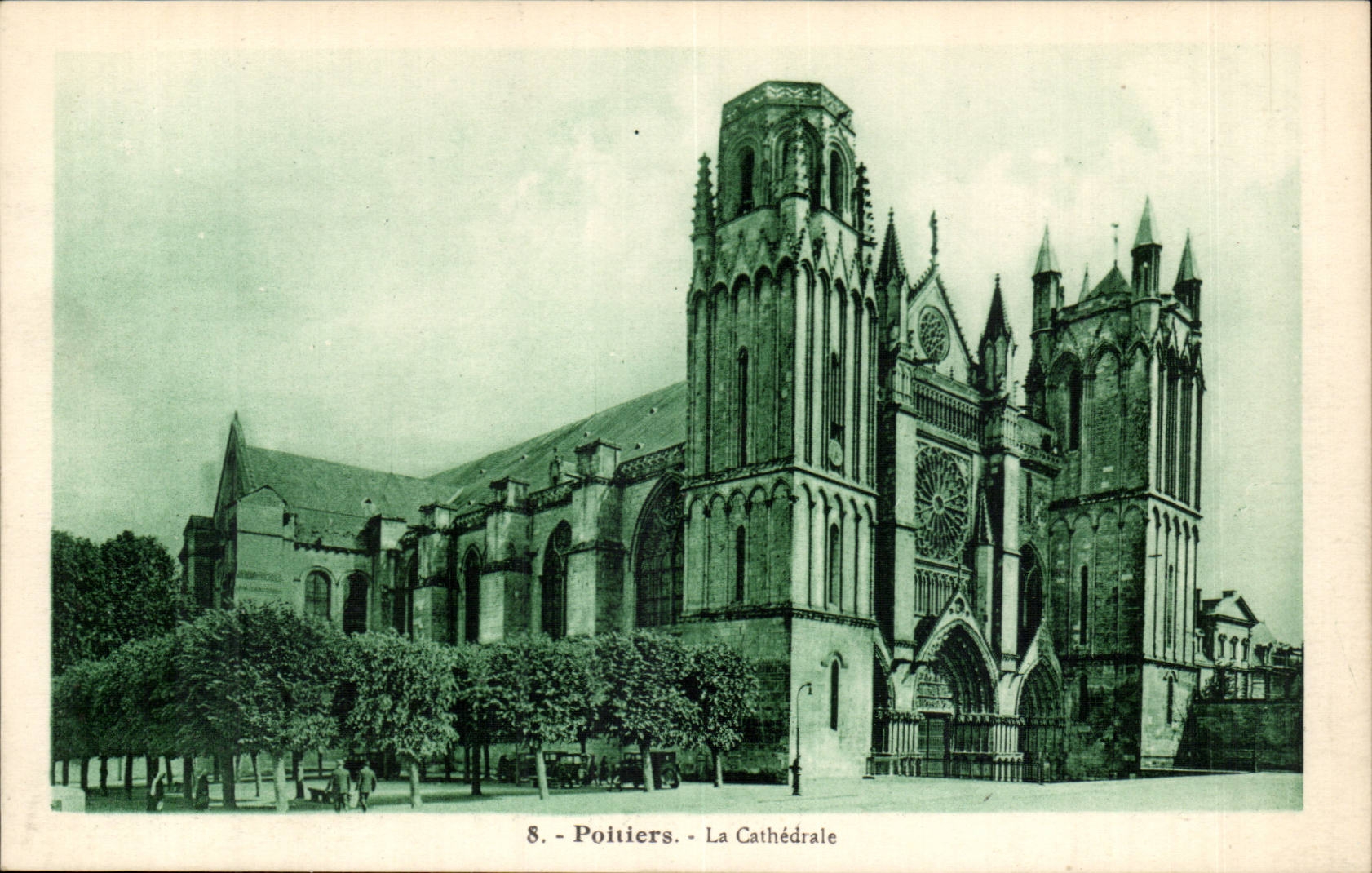 Poitiers CPA the cathedral