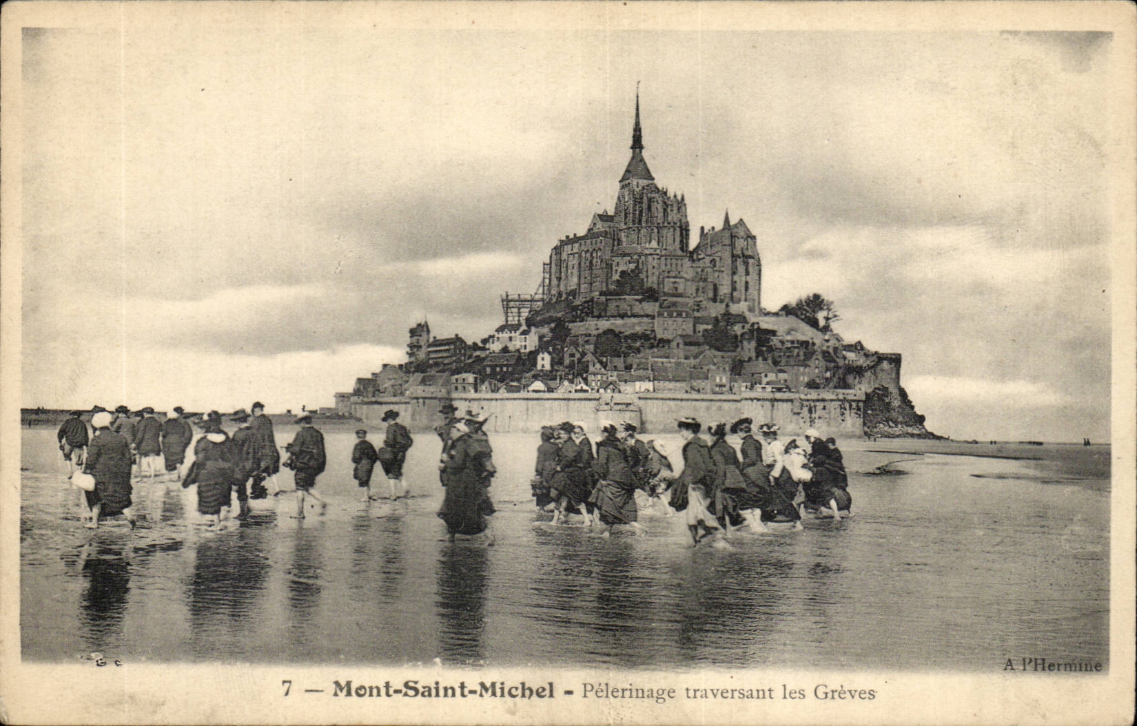 Mont Saint Michel CPA Pilgrimage crossing the strikes