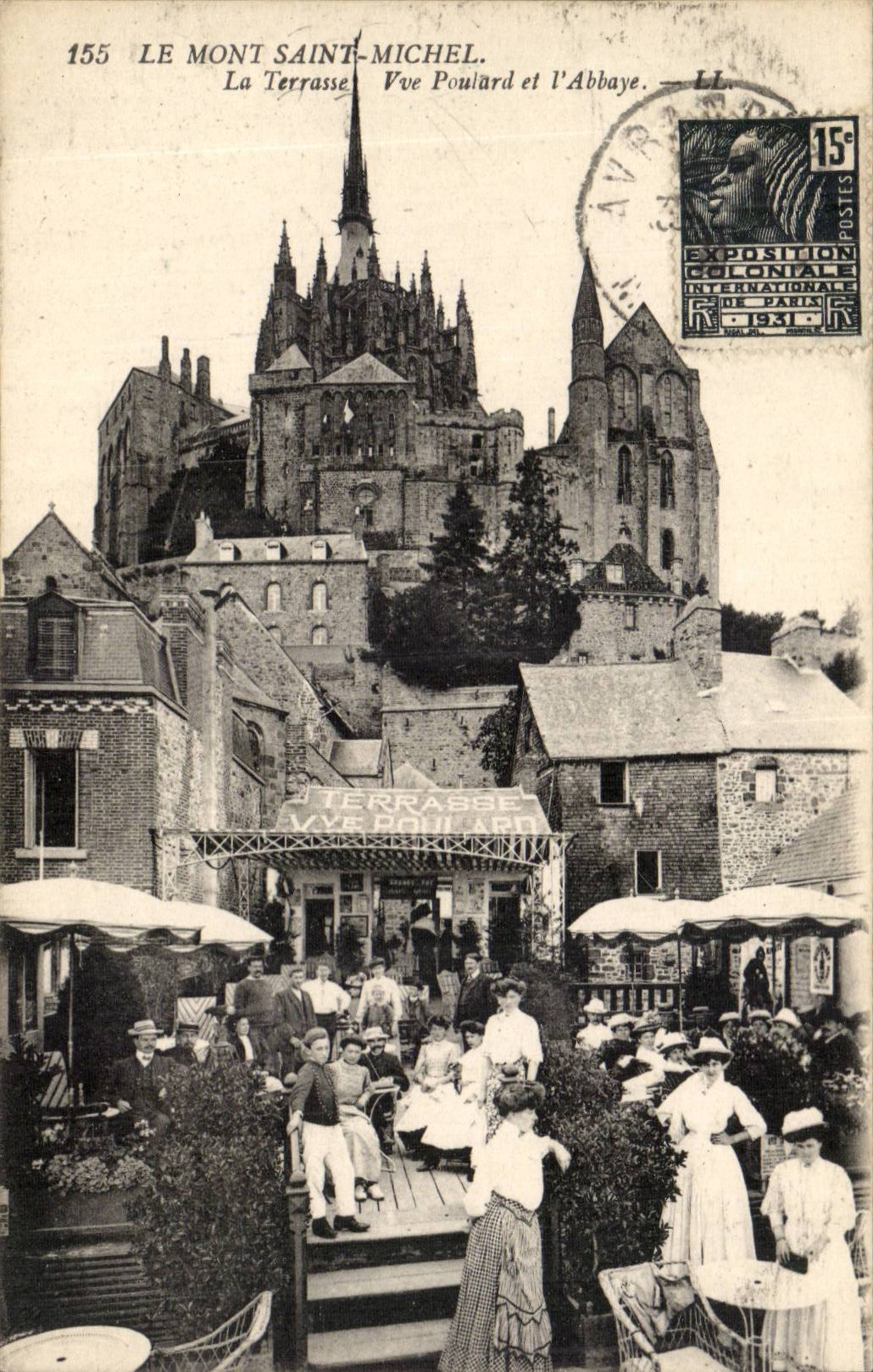 Mont Saint Michel CPA the terrace Seen Poulard and the abbey (restaurant)