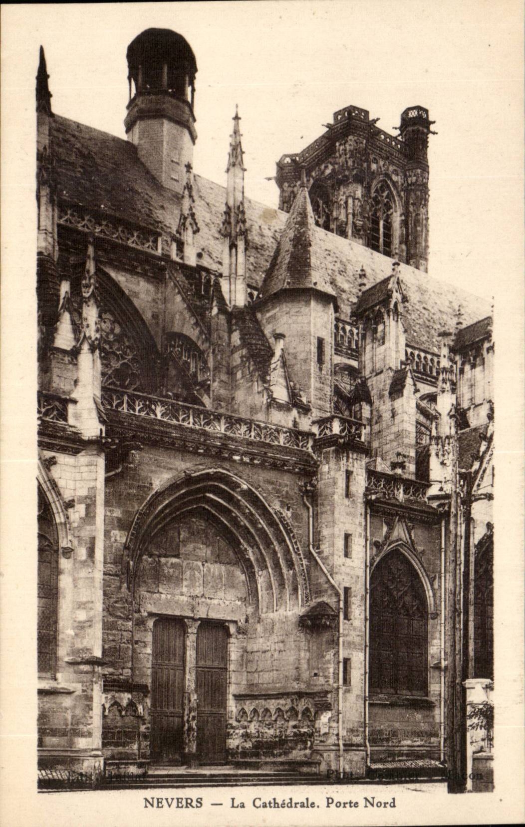 Nevers - die Kathedrale - Nordgatter - CPA