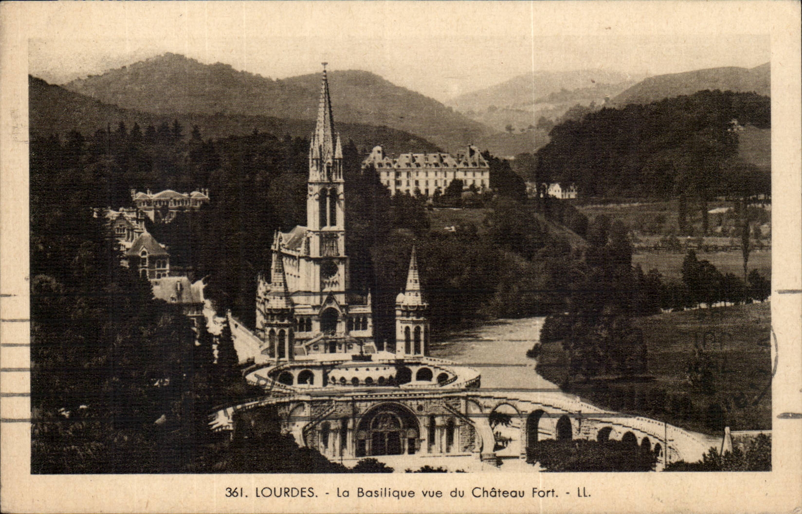 CPA Lourdes the basilica seen of the strong castle