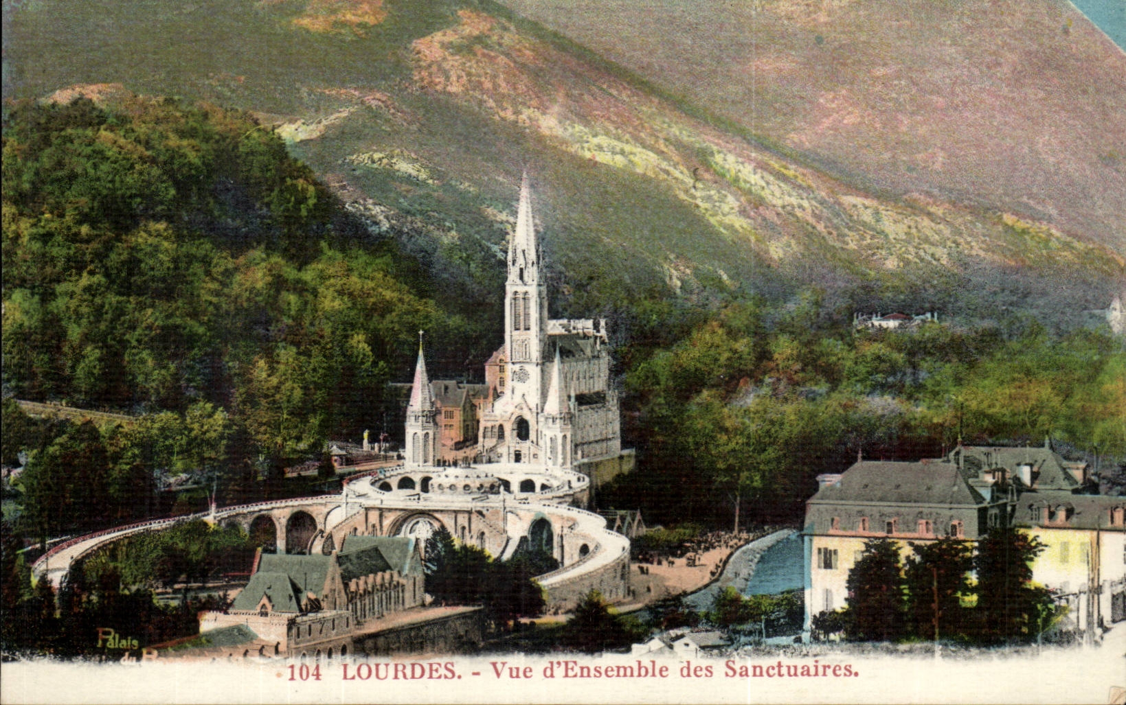 CPA Lourdes Overall picture of the sanctuaries