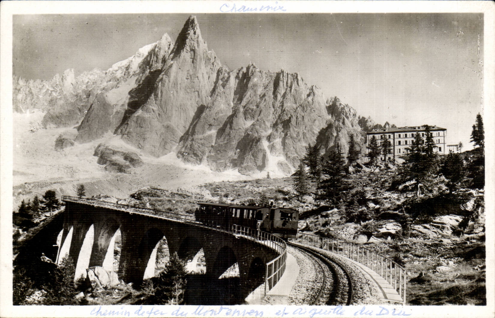 Chamonix - Chemin de Fer du Montenvers et Aiguille du Dru - CPA 
