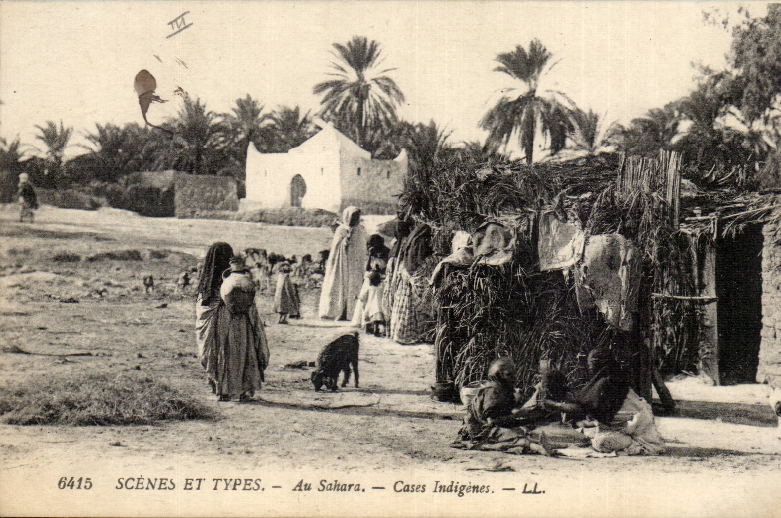 Africa - Algeria - Africa - Algeria - Scene and Types - In the Sahara Indigenous Boxes - CPA