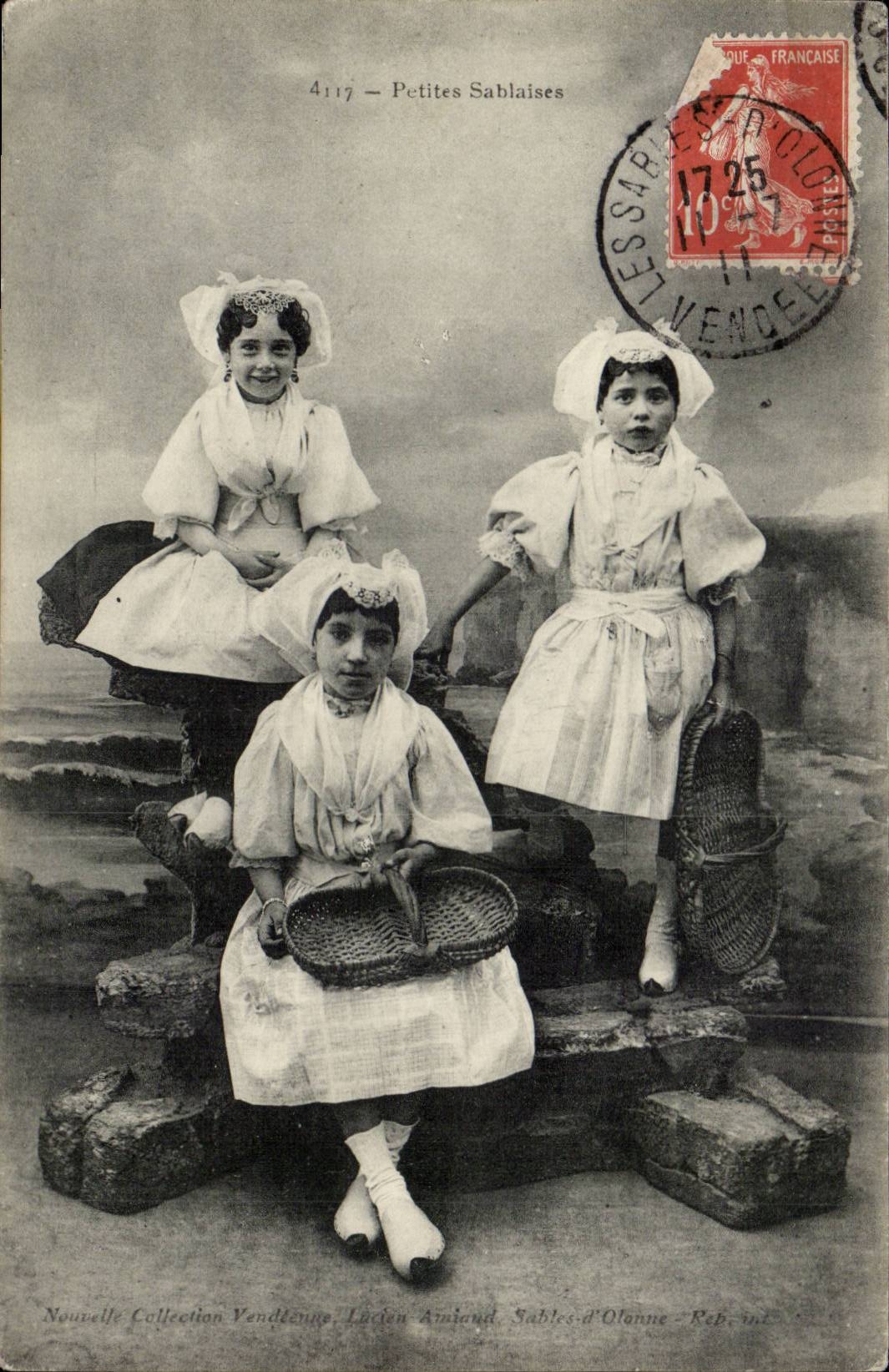 Kleines CPA Sablaises (Kindfolklore)