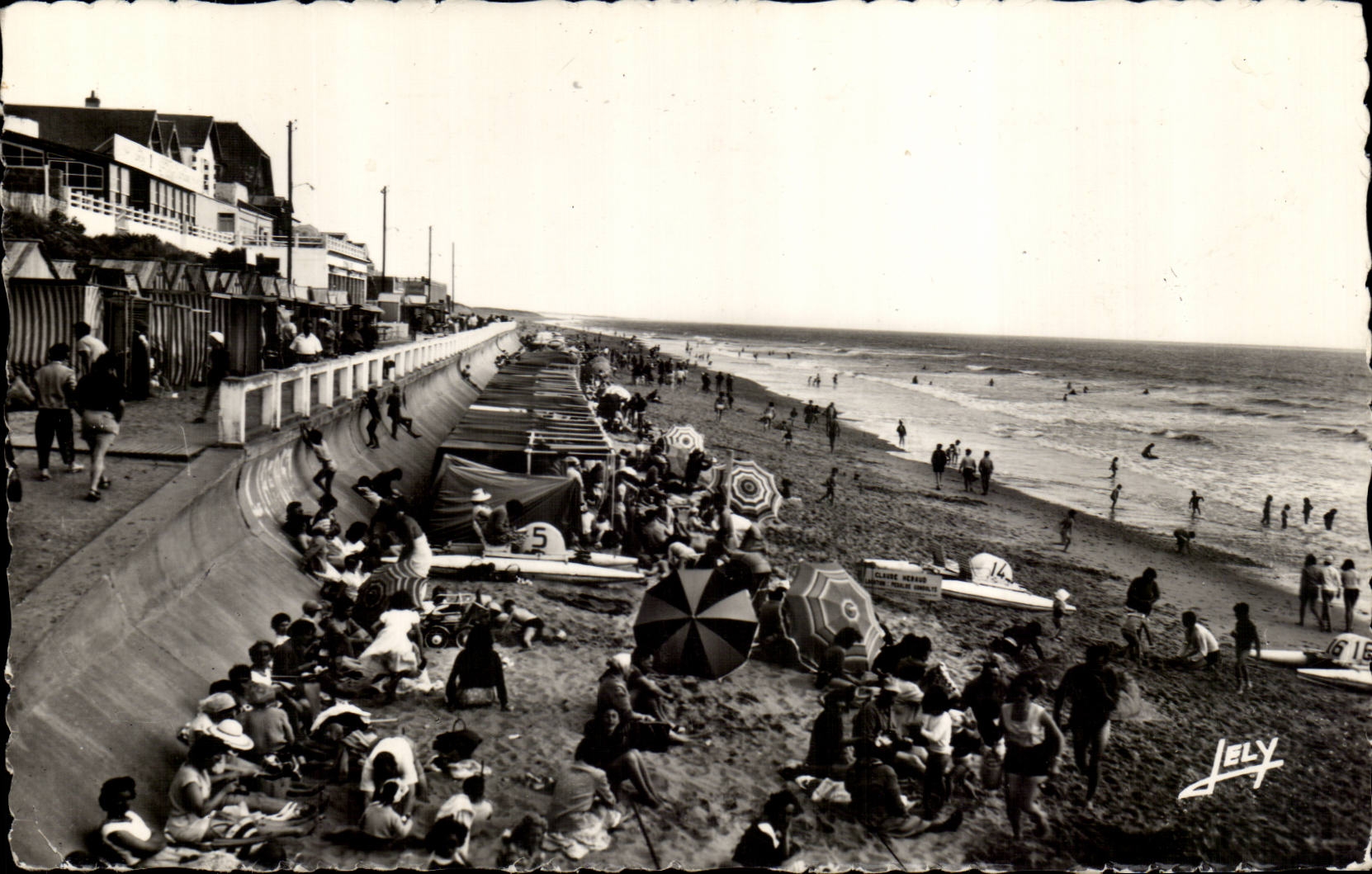 Saint Gilles auf dem Leben CPA der Strand und der Damm