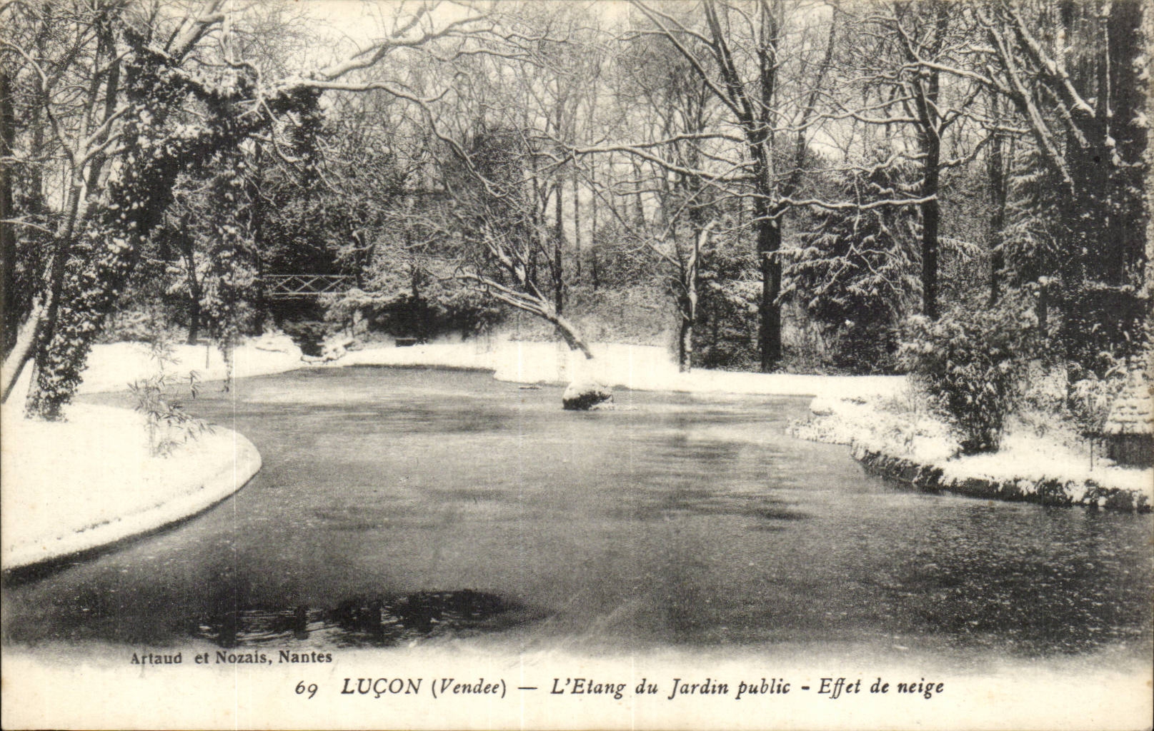 Lucon CPA der Teich des allgemeiner Garten Effektes des Schnees