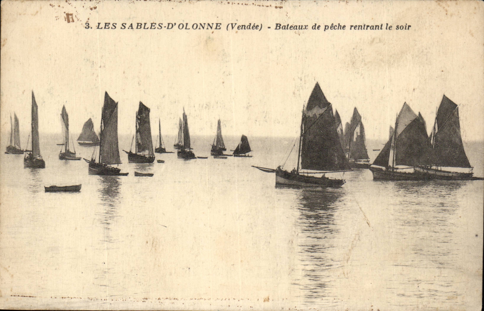 Sande olonne CPA der Boote der Sunde den Abend zuruckbringend