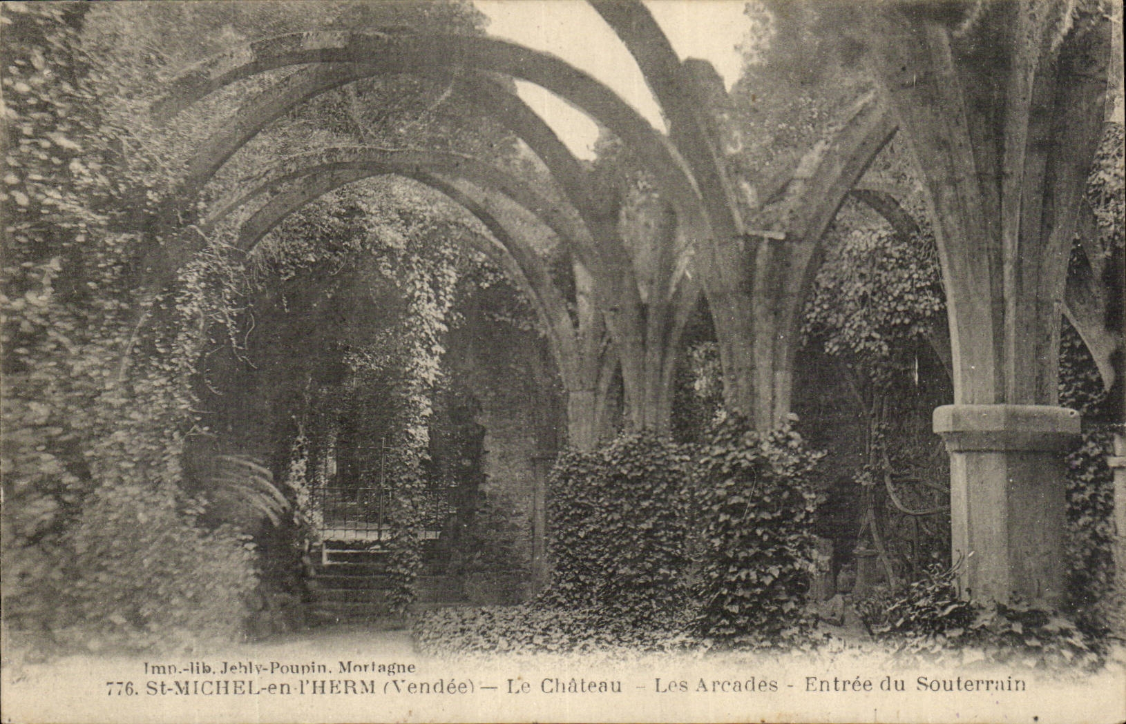 Michel-Heiliges im Herm der Schloss Eingang des Untergrund