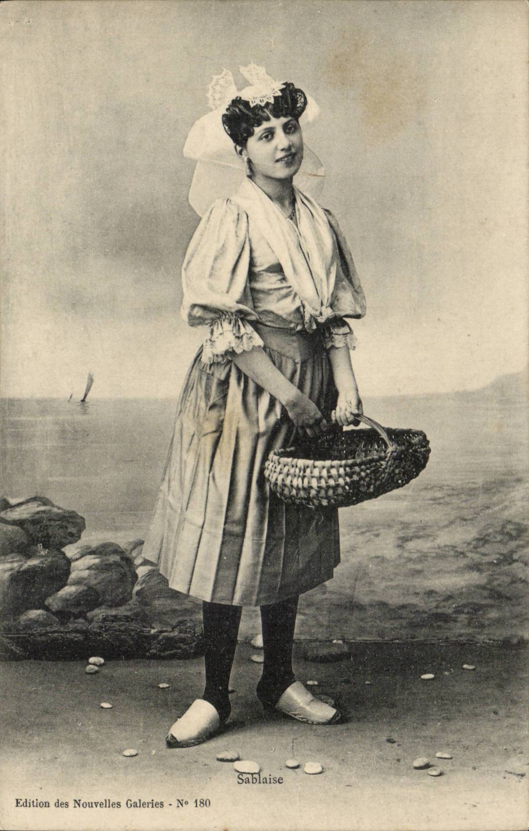 Sande von olonne CPA Sablaise (Folklorekostum)