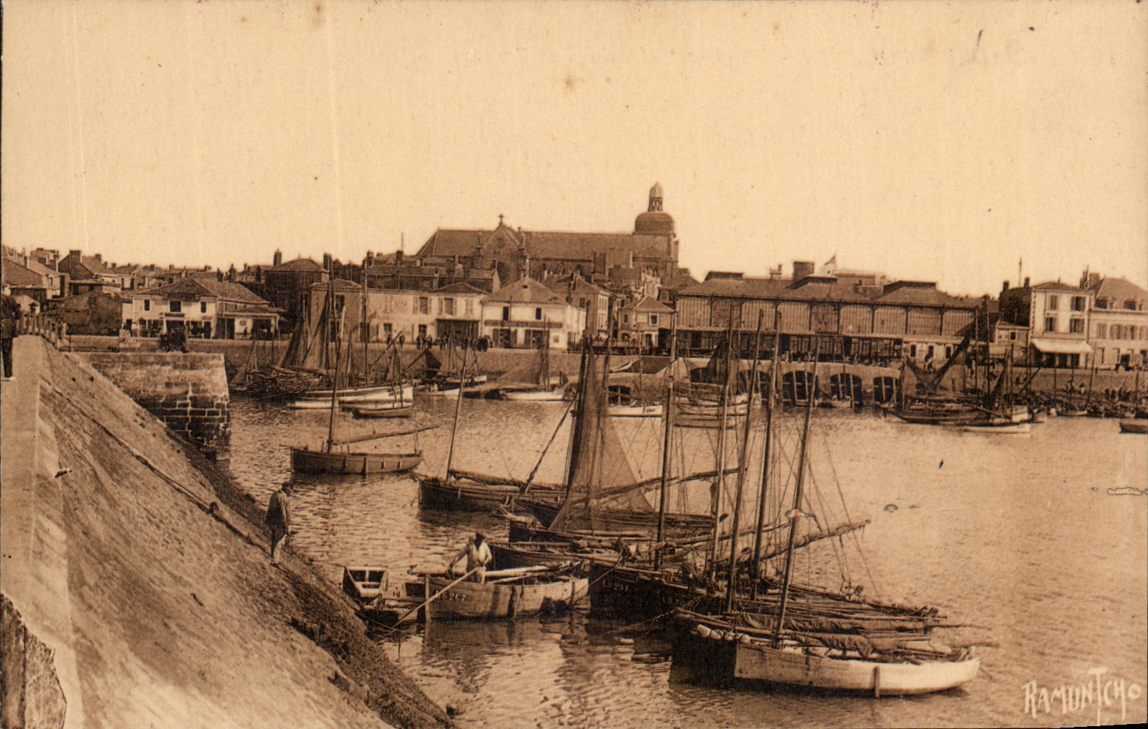 CPA Sande von olonne tragen das Kirche Nd der guten Hilfe