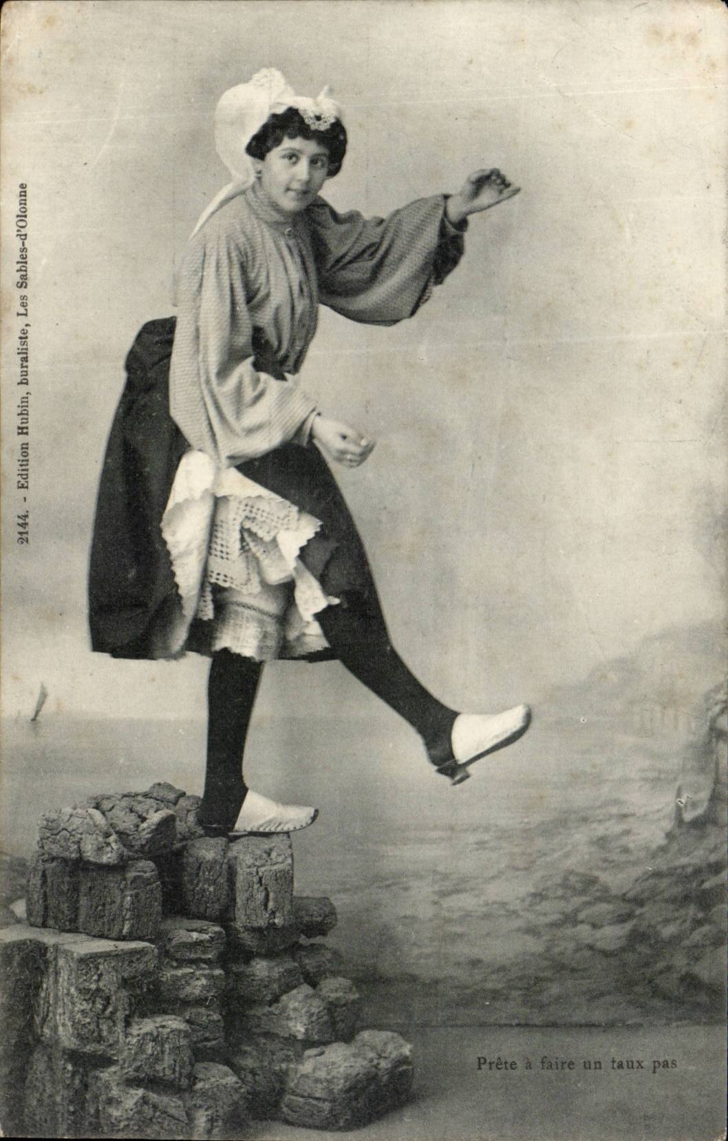 CPA Sables von olonne Prete muss einen Missgriff (Folklorekostumkappen) unternehmen