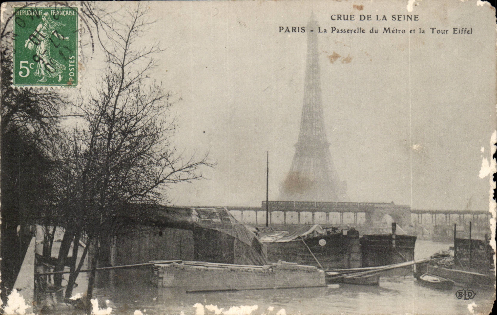 Paris - 7 - the Great Rising of the Seine January 1910 - the Footbridge of the Subway and the Eiffel Tower - CPA