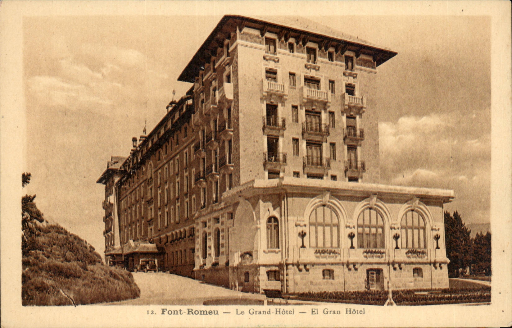 Make Romeu CPA the large hotel