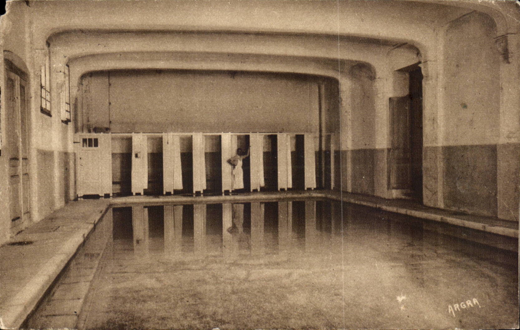 Thues les Bains CPA Hydropathic establishment the swimming pool