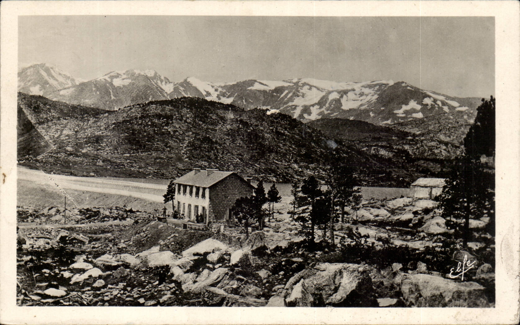 Louis mount Large Bouilouse House of the Guard Valves - Stopping and Carlitte - CPA