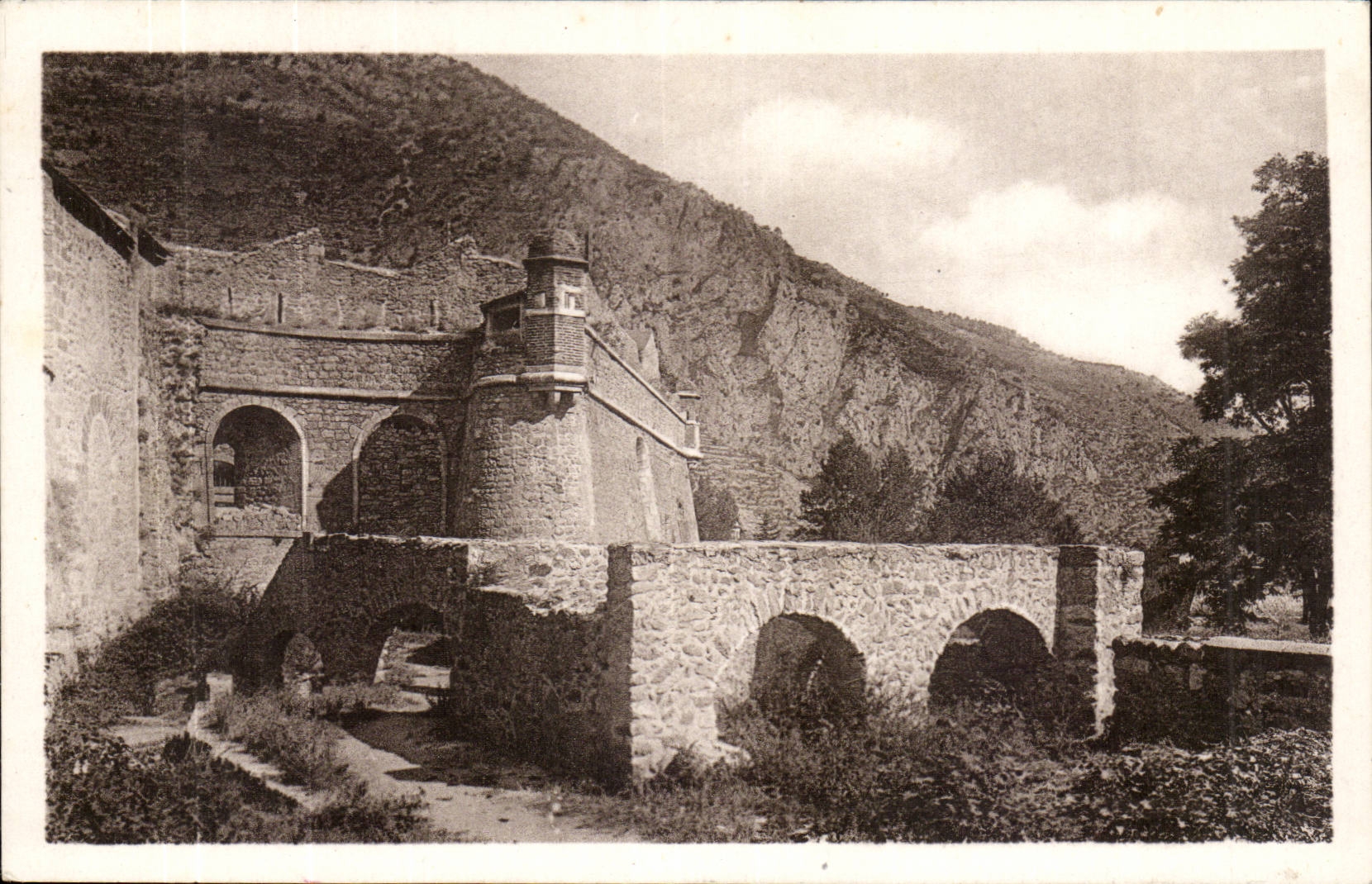Villefranche de Conflent - Walls of the Castle - CPA