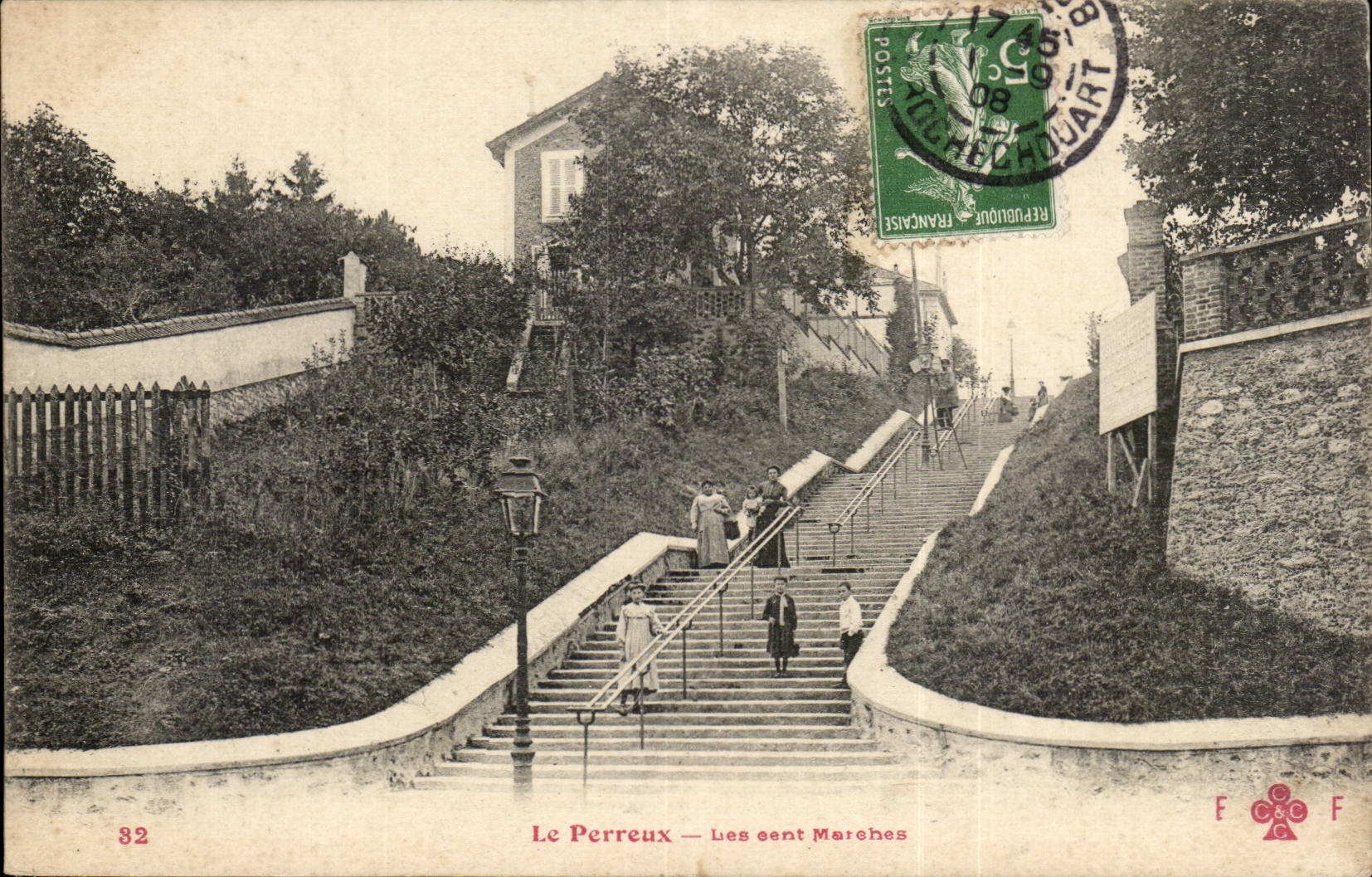 Perreux CPA hundred markets (very nice shot)