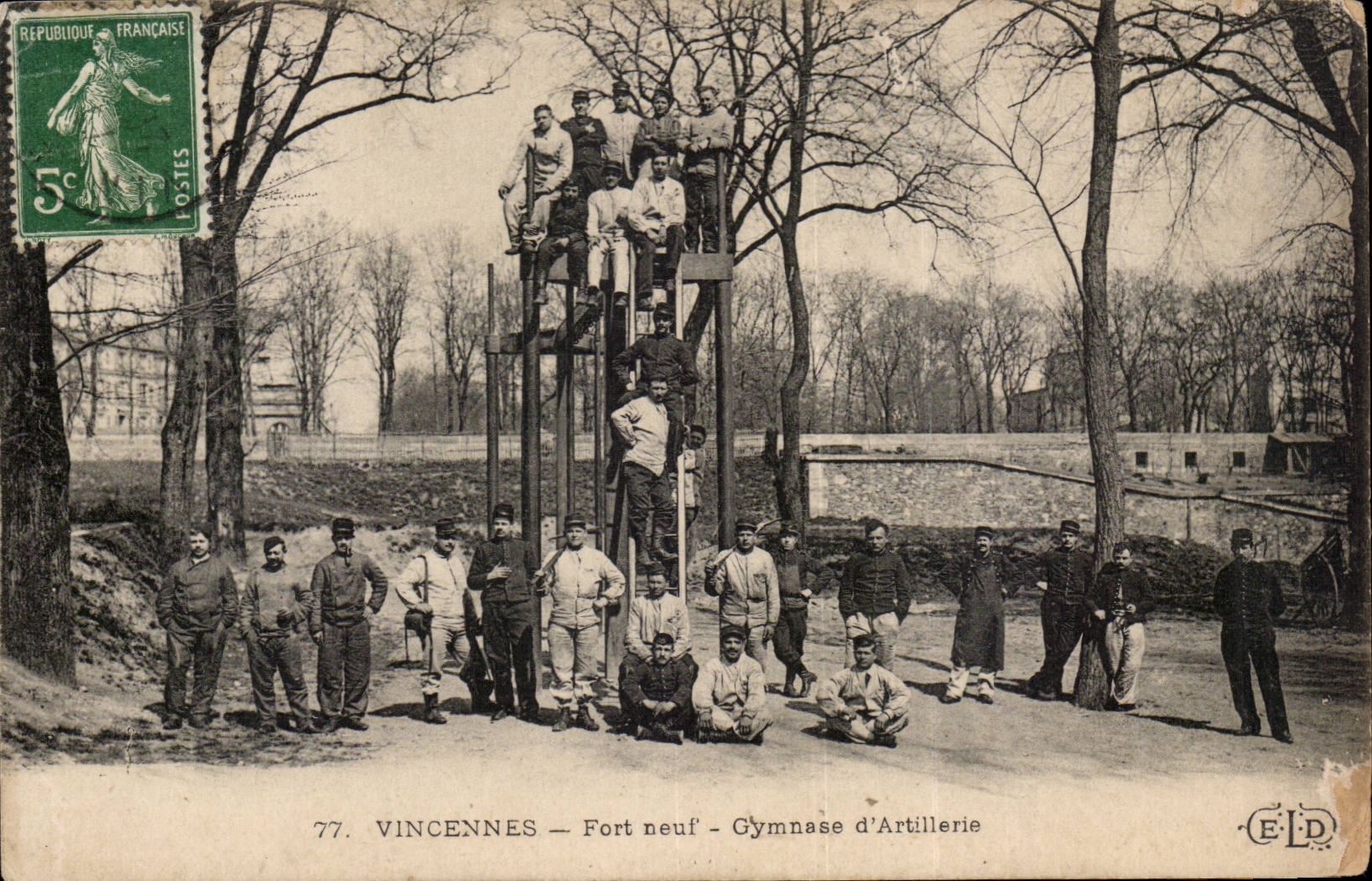 Vincennes CPA Fort nine artillery TOP Gymnasium