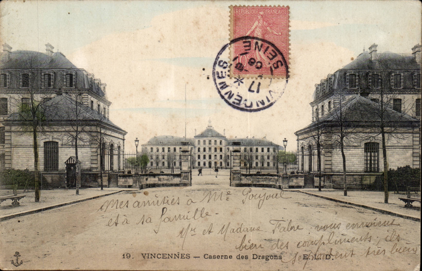 Wood of Vincennes CPA Barracks of the dragons