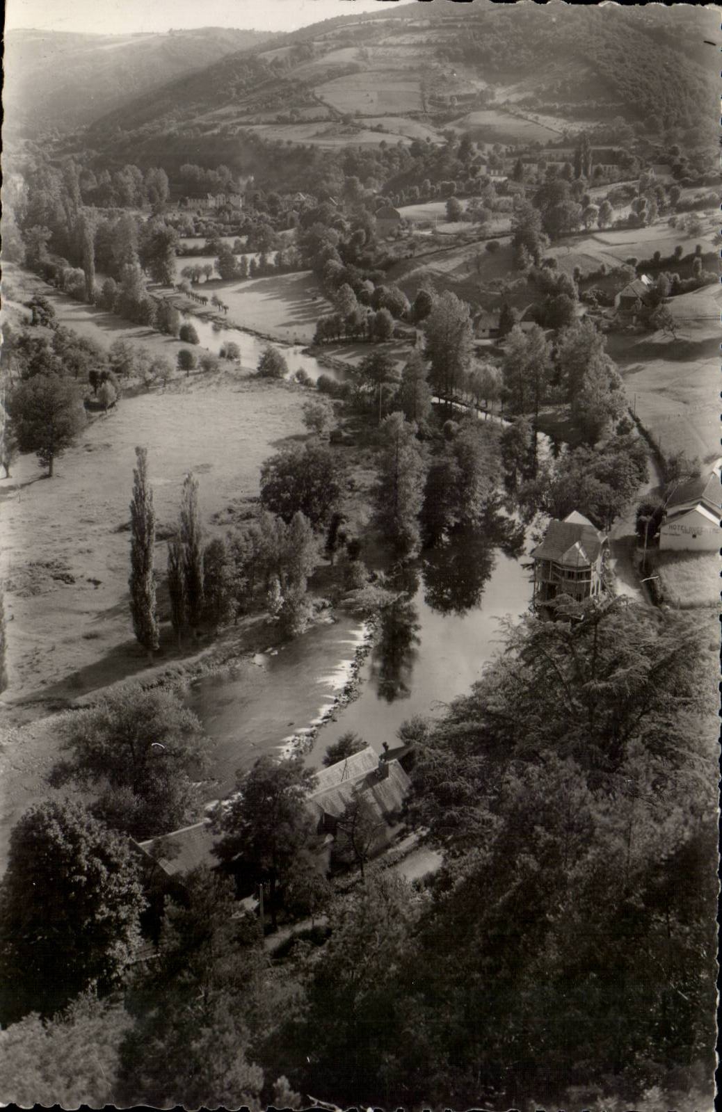 Chateauneuf les Bains CPA Sioule