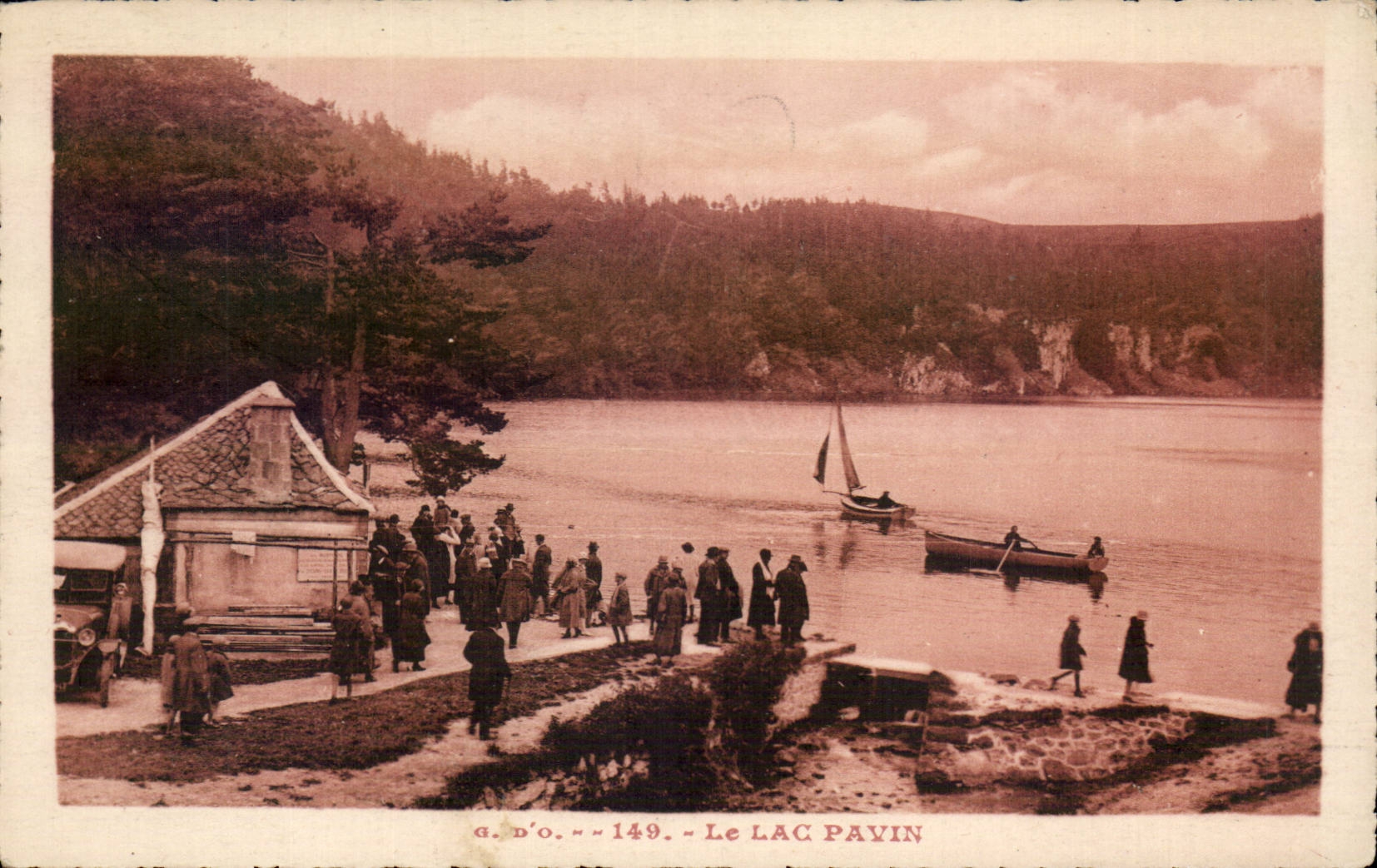 Auvergne CPA the lake Pavin