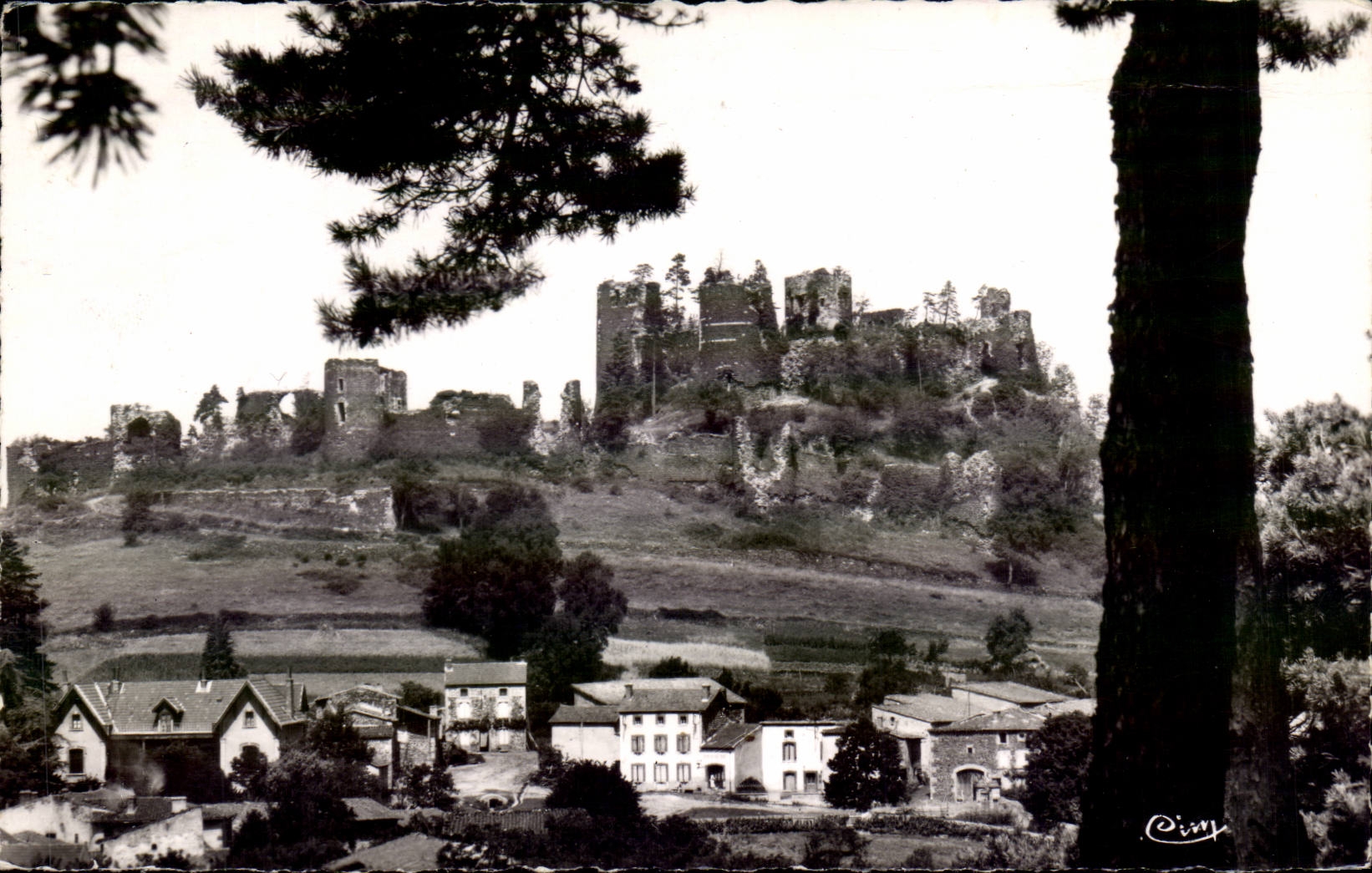 Mauzun CPA Aspect of the caves