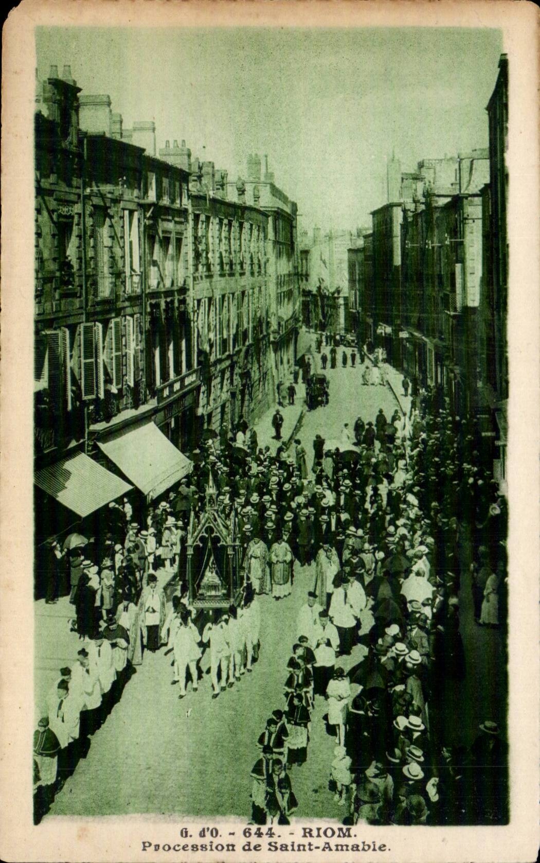 Riom CPa Procession de Saint Amable
