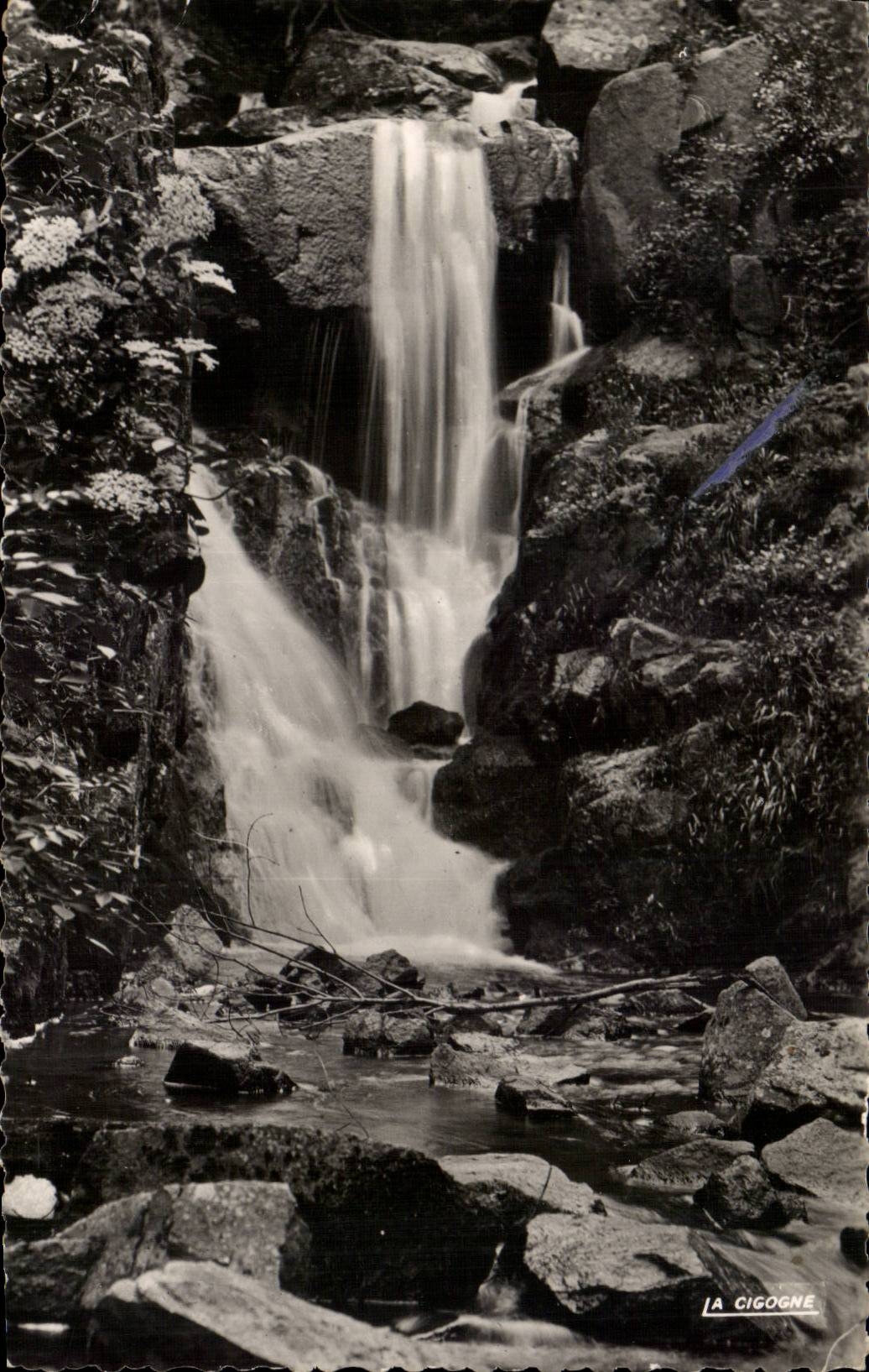 CPA Auvergne Umlagerungen der Chatelguyon Kehlen des Starts die Kaskade