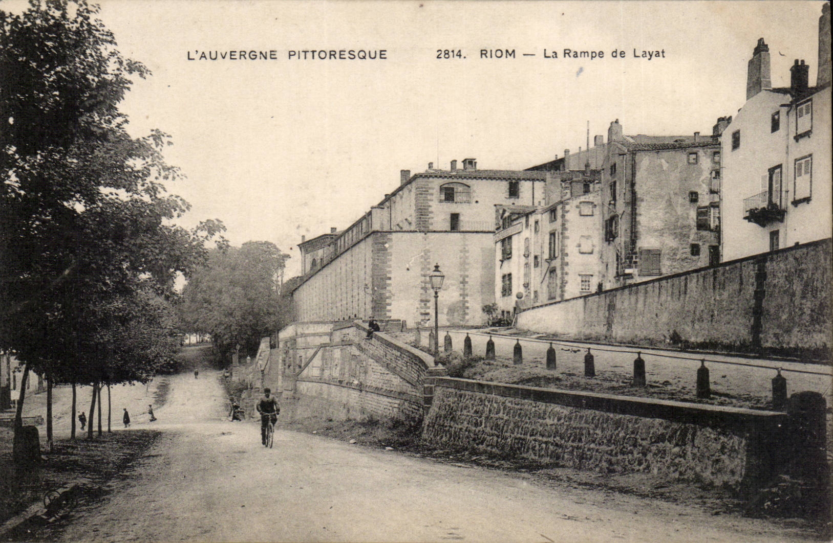 CPA Auvergne Riom La rampe de Layat