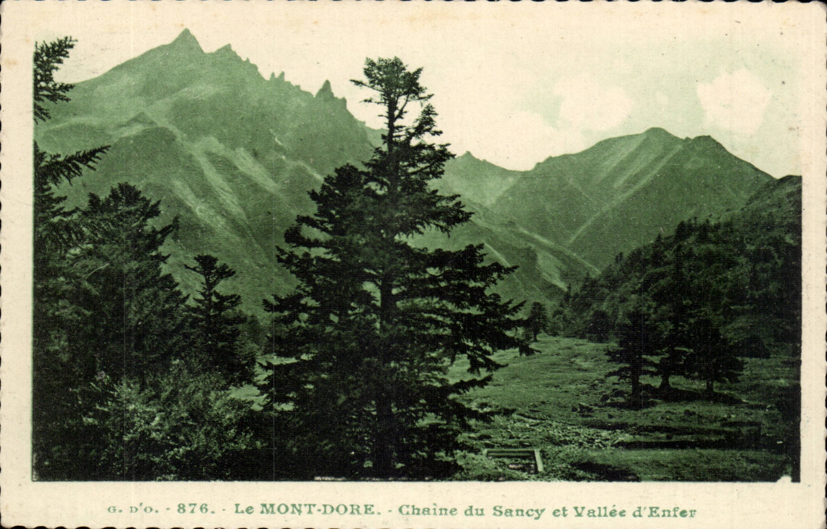 Auvergne CPA the Mount Gilds Chain of SAncy and valley of hell